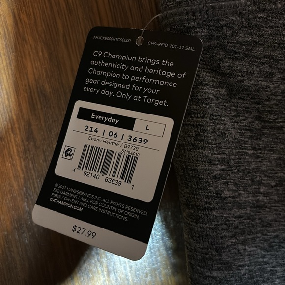 NWT C9 Champion Capris - Picture 5 of 7